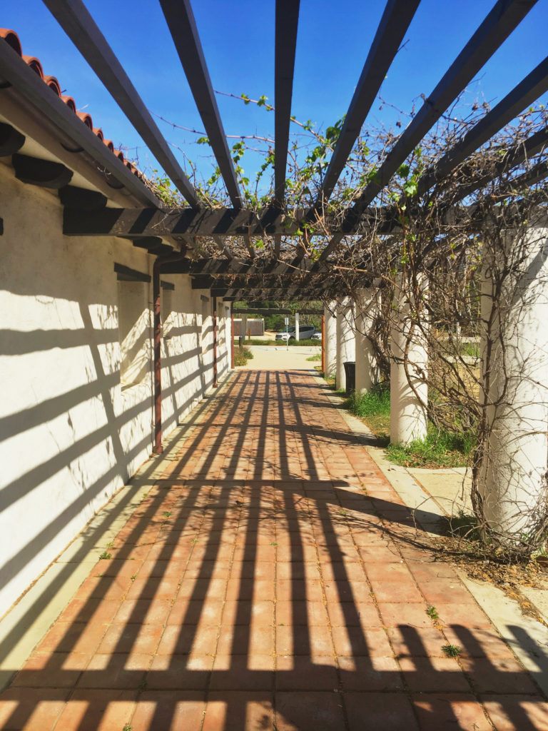 king gillette ranch entryway shadows